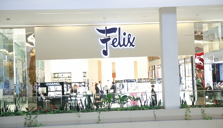 Felix B. Maduro acumula deudas por $70 millones