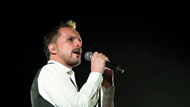 Fundación Grammy dará una beca Miguel Bosé