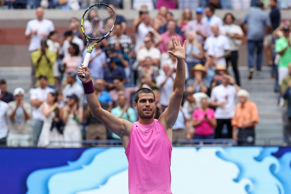 Alcaraz le cobra la revancha a Djokovic