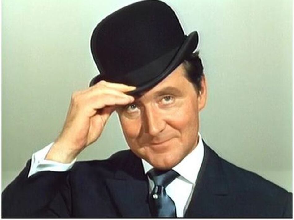 Muere a los 93 años Patrick Macnee, estrella de la serie 'The Avengers'