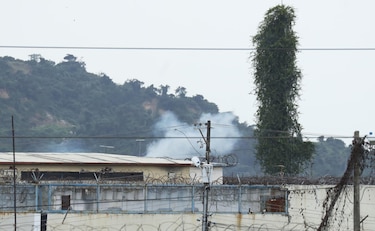 Detienen a guardia por fuga de reos de la Penitenciaria de Guayaquil