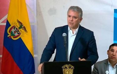 Régimen de Maduro acusa a Duque de haber patrocinado asalto a batallón