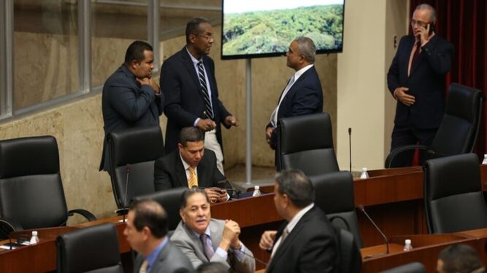 16 diputados podrán litigar como abogados