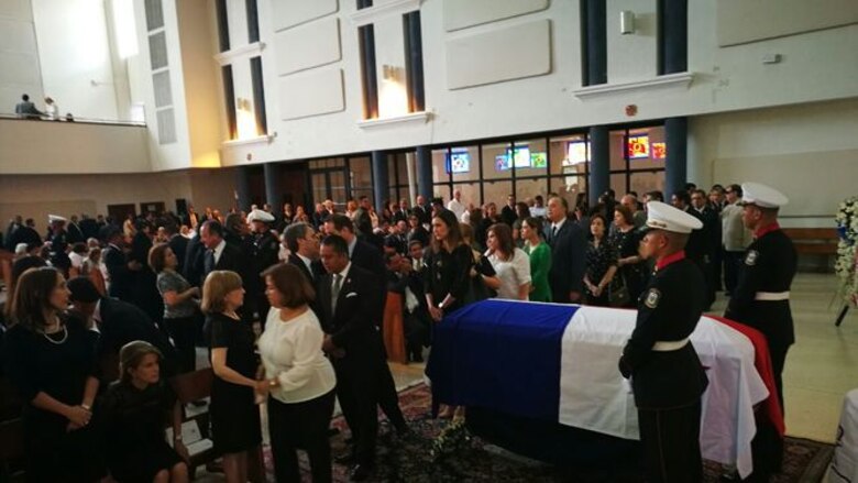 Despiden a Ricardo Arias Calderón