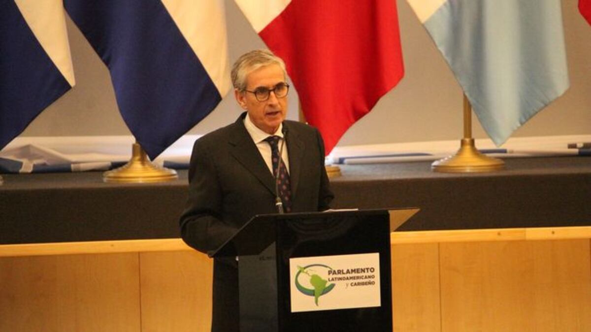 Ramón Jáuregui, eurodiputado.