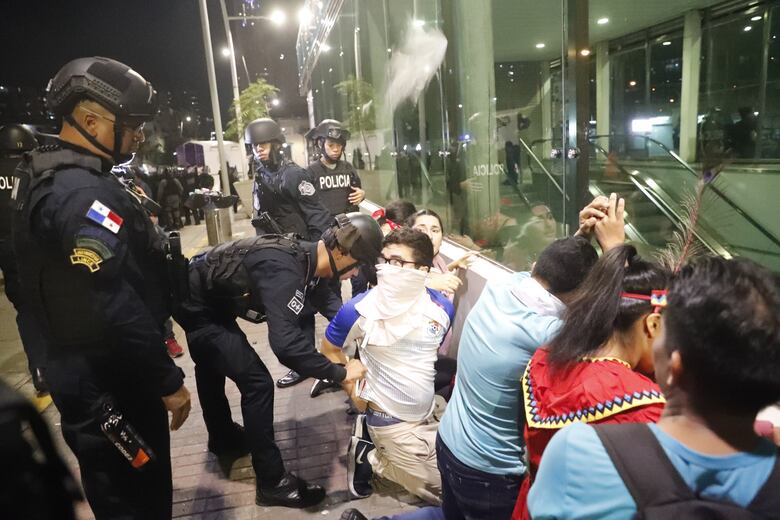 La policía de Panamá: un Frankenstein uniformado