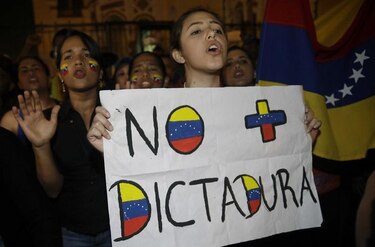 Perú sugiere que el Vaticano y grupo de países medien en Venezuela