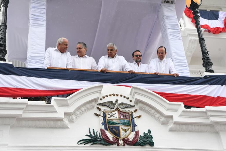 Panamá celebra el Día de los Símbolos Patrios con desfiles en el Casco Antiguo y Vía España