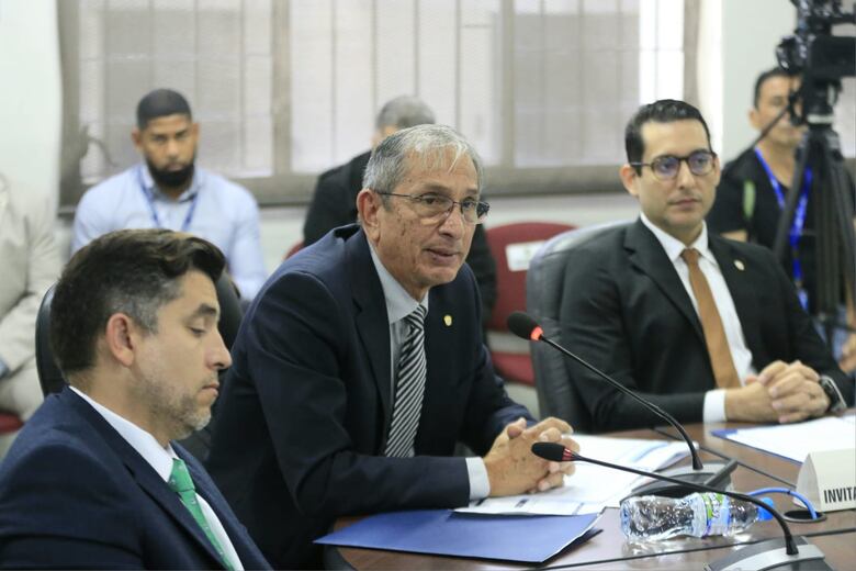 Suspenden traslado de fondos del subsidio de vivienda para alquiler de oficinas del Miviot en Plaza Edison