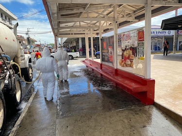 Realizan limpieza y desinfección en el distrito de David