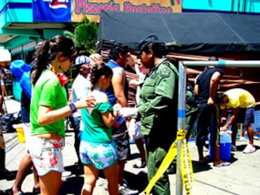 Leve llovizna en Chitré durante el Carnaval