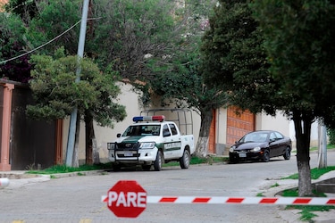 España niega que buscara la salida de asilados en embajada mexicana en La Paz