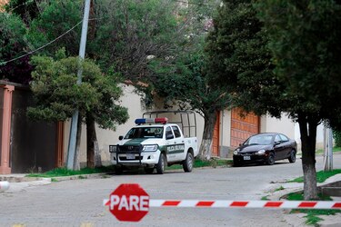 España niega que buscara la salida de asilados en embajada mexicana en La Paz