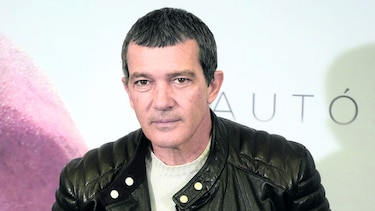 Banderas se cuestiona si el ser humano piensa