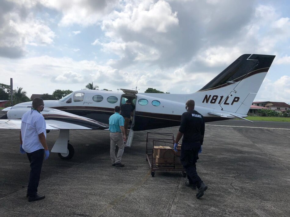 Realizan vuelos humanitarios a David y Changuinola