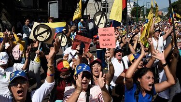 Inician manifestaciones opositoras en Venezuela