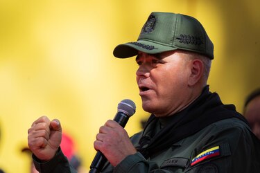 La matrícula militar en Venezuela subió un 53% ante ‘amenaza’ de Estados Unidos, dice el gobierno de Maduro