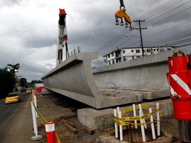 Instalación de vigas en obras del Metro se hará después de 'horas pico'