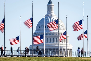 Detenido un hombre que intentó entrar al Capitolio de Estados Unidos con un machete y tres cuchillos
