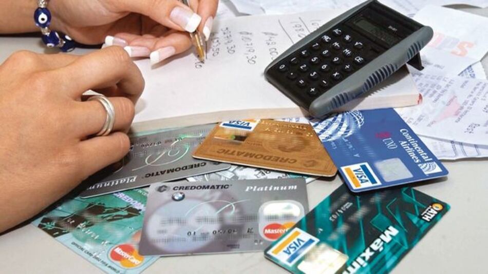 $232 mil en multas por faltas en historial de crédito