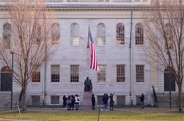 Harvard demanda al gobierno de Trump para frenar la exclusión de estudiantes internacionales