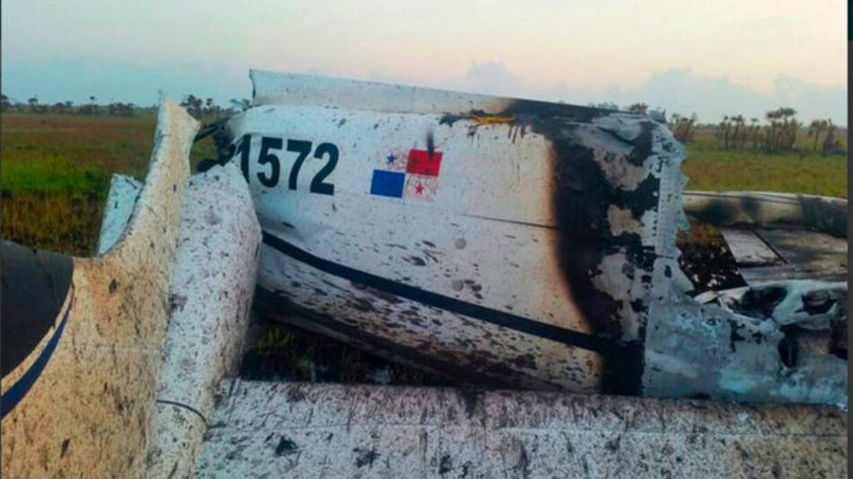 Avioneta con falsa matrícula panameña precipitada en Honduras tenía 214 kilos de cocaína; murieron piloto y copiloto