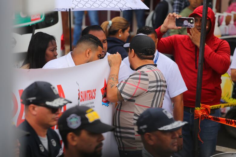 Desfiles en Boquete: el mensaje de Mulino, la aparición de Moscoso y algunas tensiones 