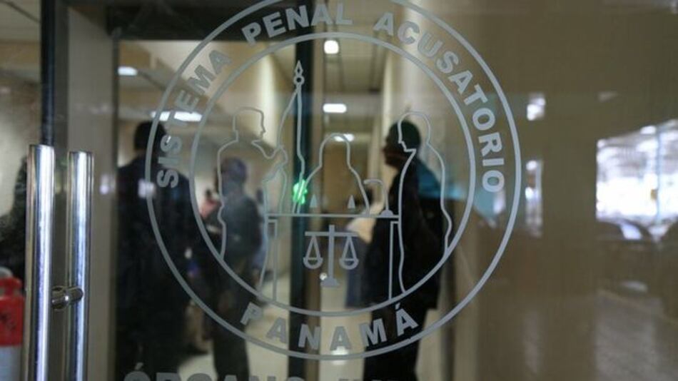 Denuncian a juez por supuesta violencia de género