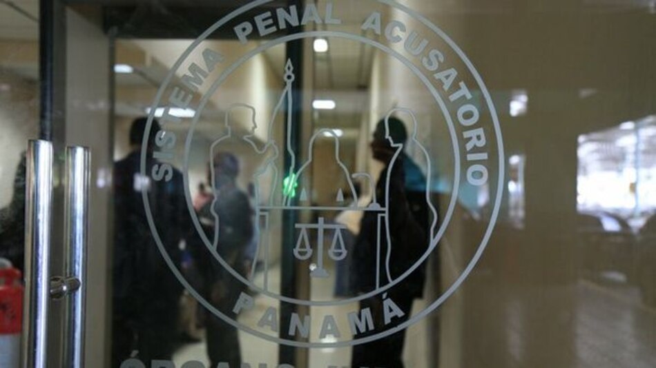 Denuncian a juez por supuesta violencia de género