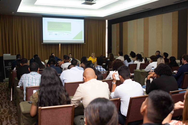 Fiscalizar las comisiones legislativas, desafío ciudadano