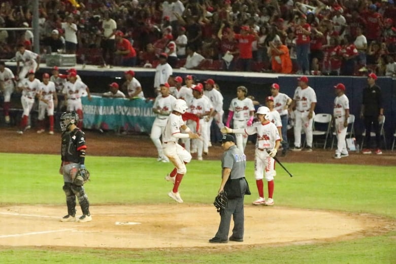 ¡Bicampeones! Coclé conquista su quinto título del béisbol juvenil