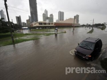 Por inundaciones una comisión estudiará proyectos de construcción