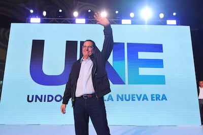 Martín Torrijos mueve el tablero: crea el partido UNE