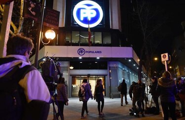 Registran oficinas del PP y de grupo empresarial español por presunta corrupción