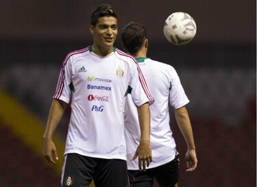 Mexicano Raúl Jiménez jugará con el Atlético de Madrid