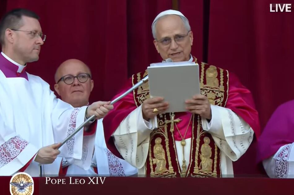 El nuevo papa es el cardenal estadounidense Robert Francisc Prevost