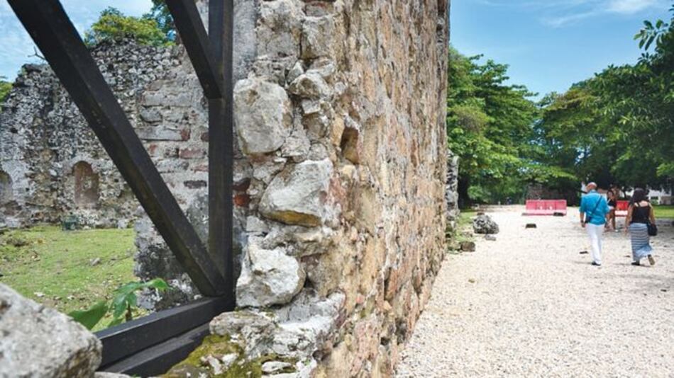 Entrada de turistas disminuyó 7.7% en el mes de septiembre