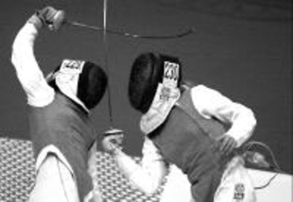 Chile vence a Venezuela y gana en esgrima