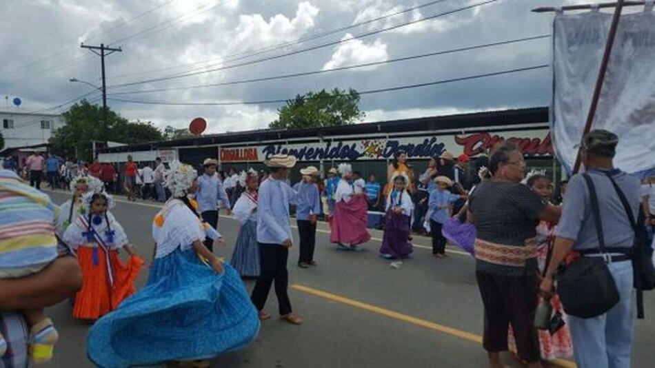 Residentes de Cañita celebran sus 48 años de fundación
