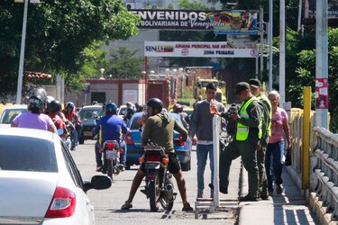Colombia confirma la reapertura de la frontera con Venezuela tras 72 horas cerrada
