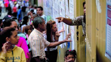 CNE da triunfo al PSUV en 17 estados