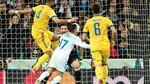 Un gol polémico salva al Real Madrid
