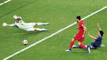 Chadli entró al partido como el gran salvador