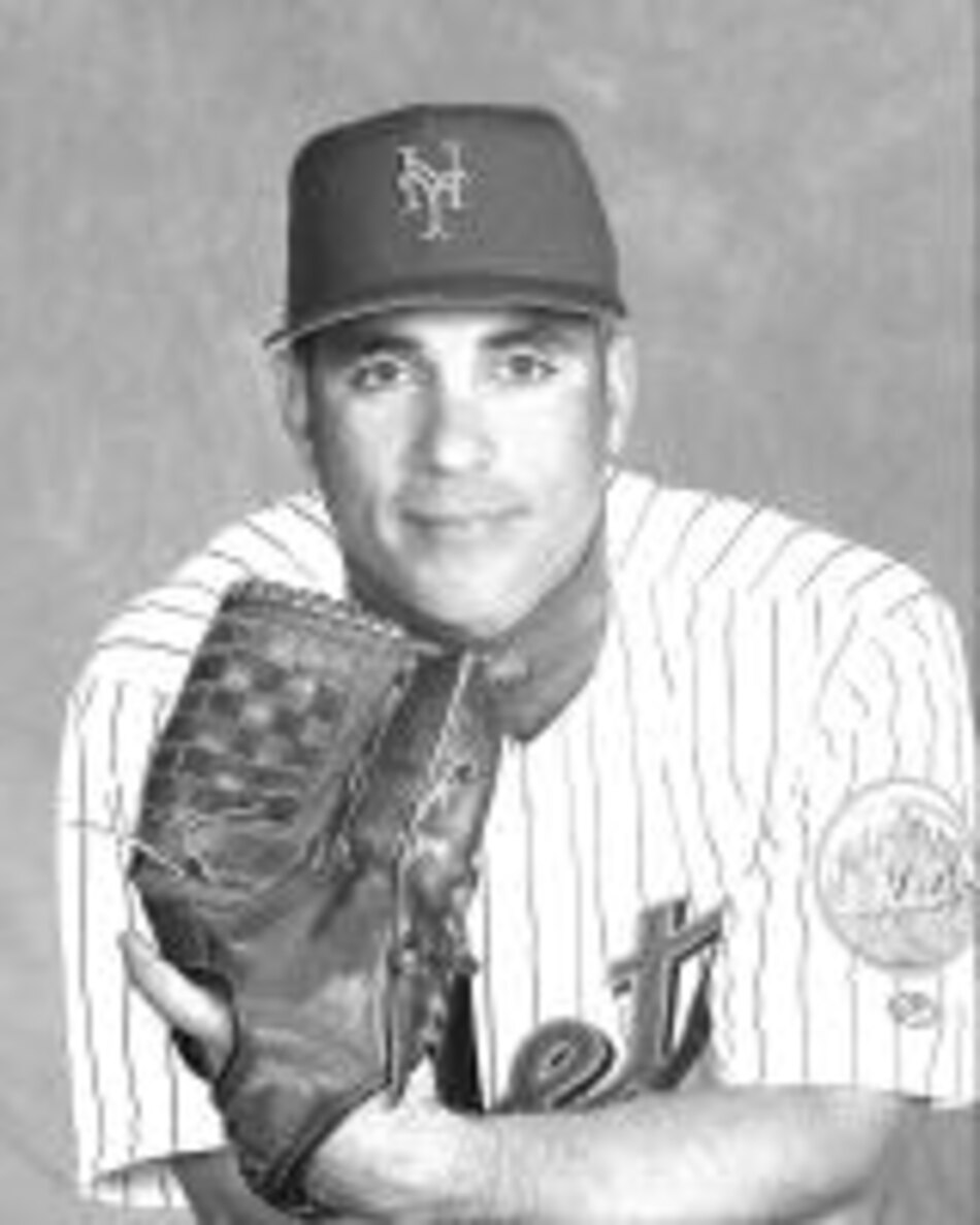 Rey Sánchez firma contrato con Mets