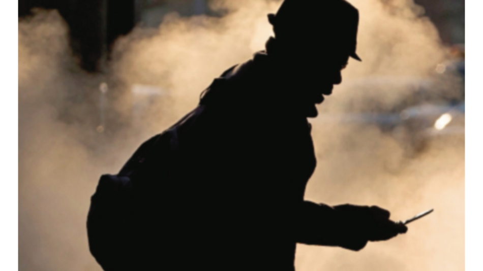 Usuarios revelan que confían menos en Facebook