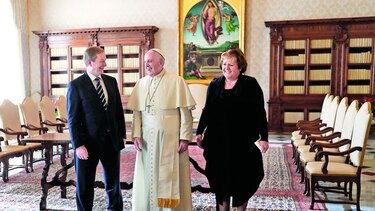 El papa Francisco visitará Irlanda en 2018