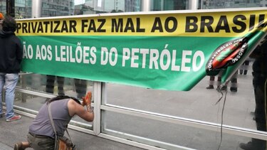Trabajadores petroleros rechazan plan de Temer