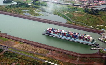 Cortizo designa tres nuevos directores para la Autoridad del Canal de Panamá