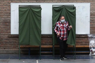 Expectativa, incertidumbre y miles de ‘debutantes’ en el inédito plebiscito en Chile