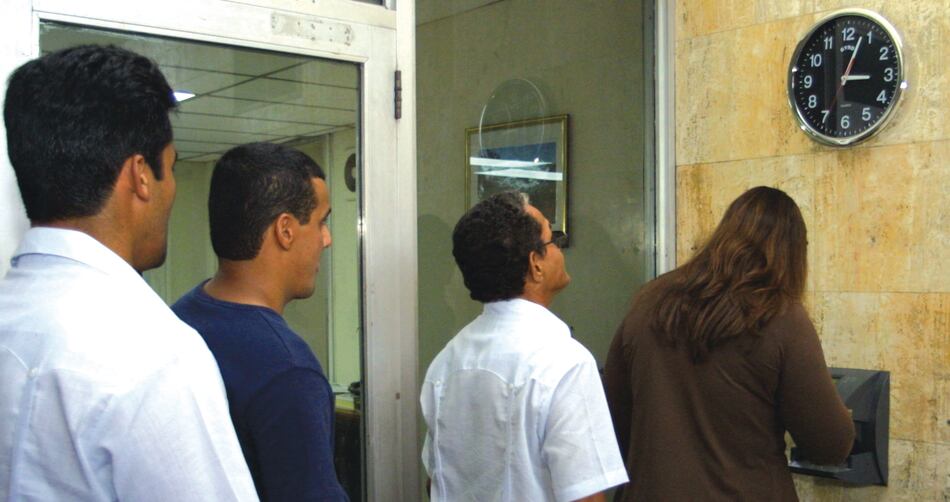 3,249 nuevos funcionarios; más de la mitad están en la Asamblea Nacional